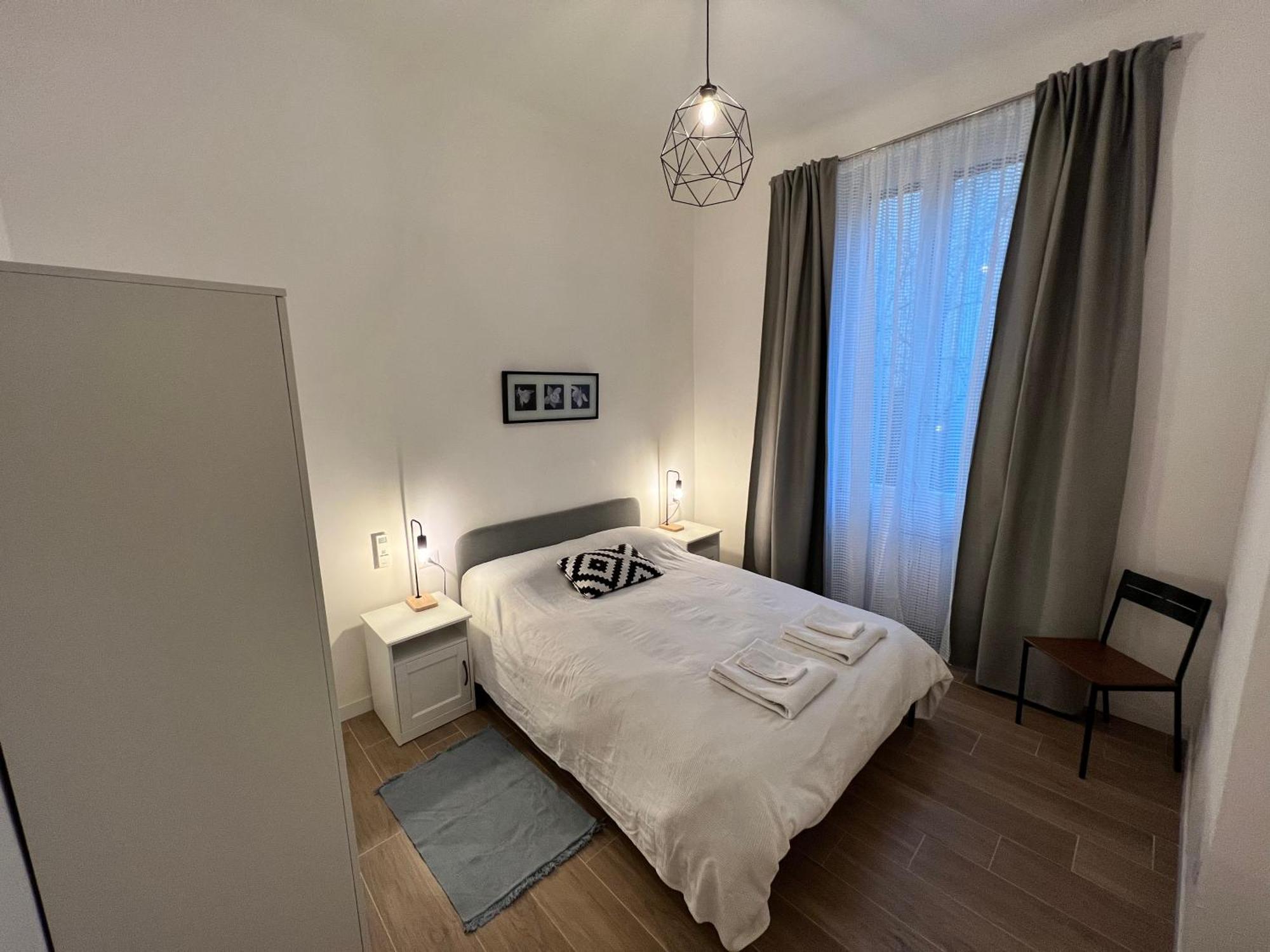 Spacious 3 Bedroom Apartment Milan Exterior photo