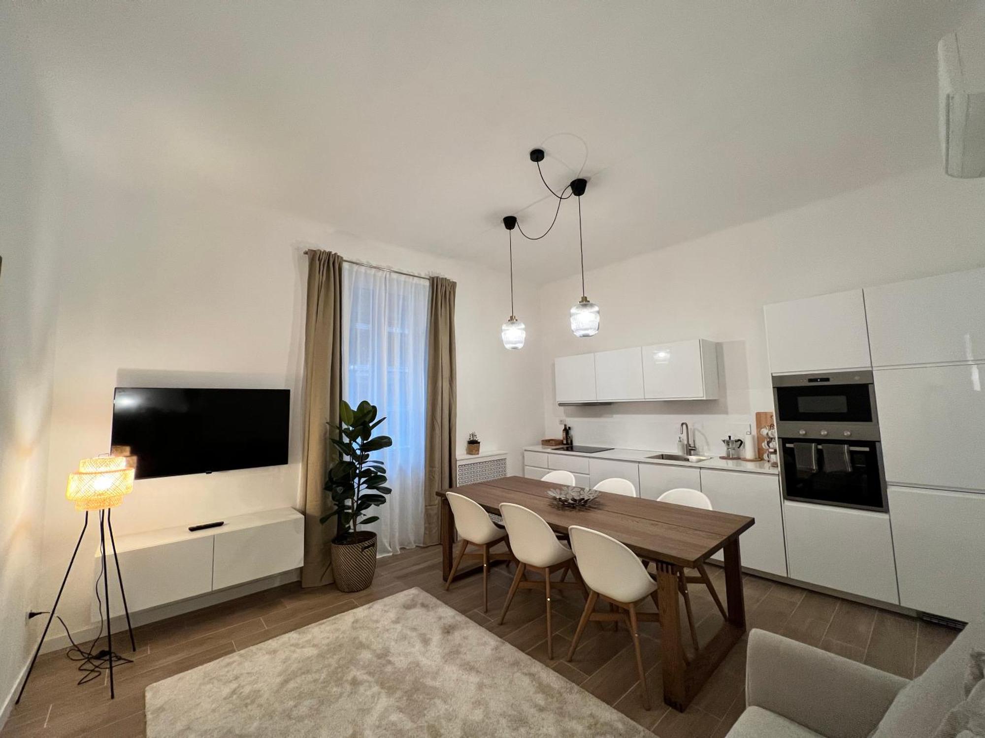 Spacious 3 Bedroom Apartment Milan Exterior photo